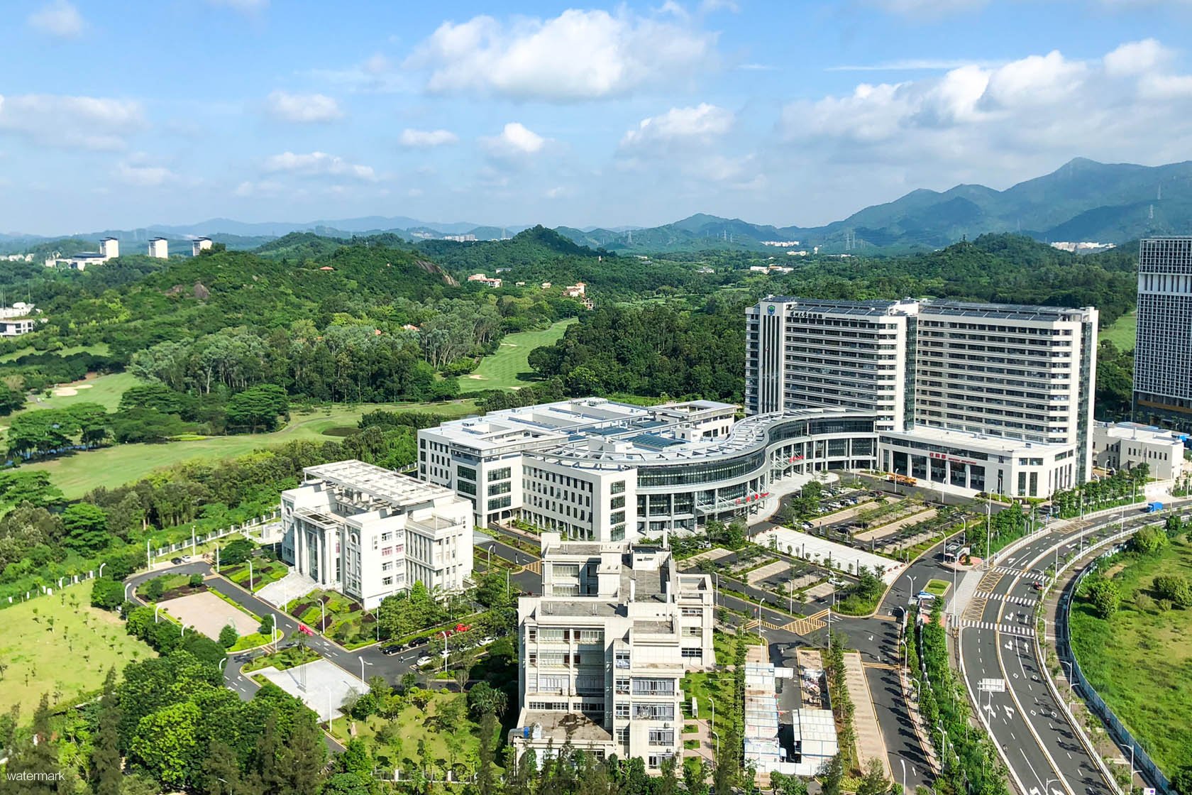 深圳大學(xué)總醫(yī)院——“電子哨兵”上崗，賦能基層防疫。
