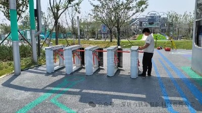 景區(qū)人行通道閘的閘門有哪幾種材質(zhì)可以選？