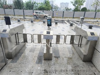人臉識(shí)別+活體檢測(cè)：校園閘機(jī)的