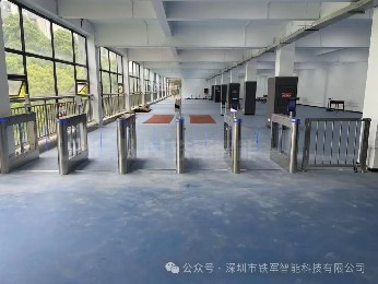 智慧校園新標配：人臉識別通道閘如何實現(xiàn)學生安全管理閉環(huán)？