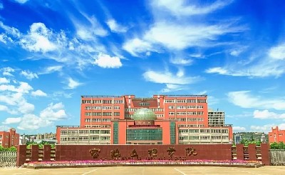 陜西省寶雞中學(xué)——測(cè)溫人臉識(shí)別翼閘項(xiàng)目