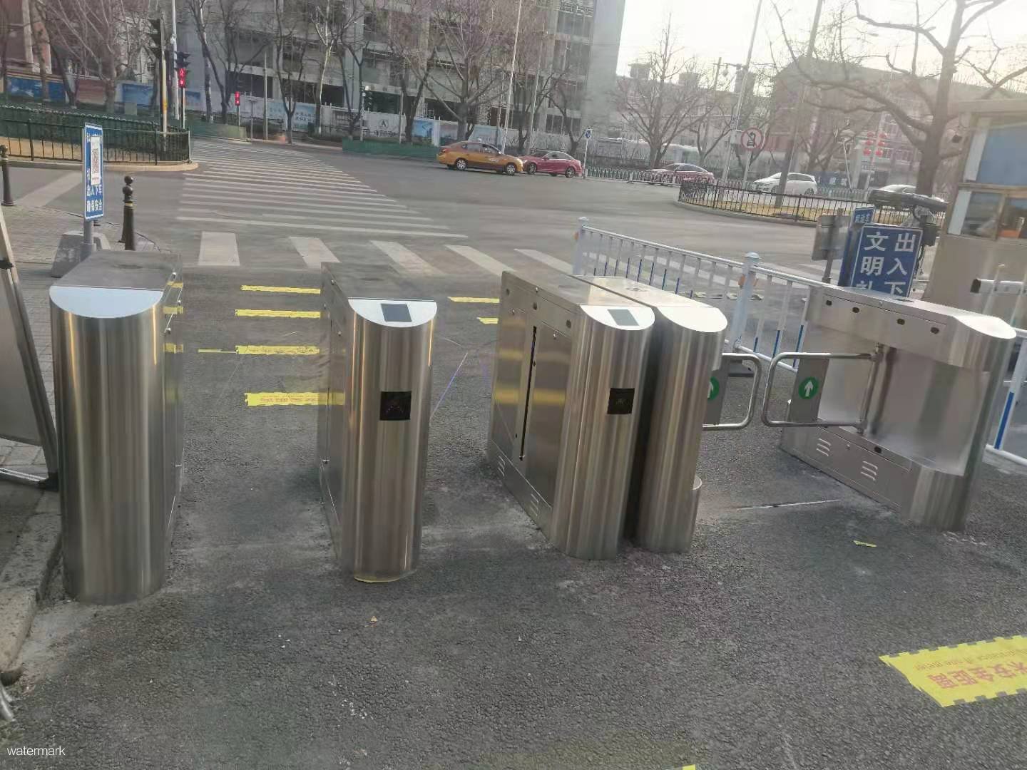 校園智能健康碼閘機 積極響應防疫常態(tài)化