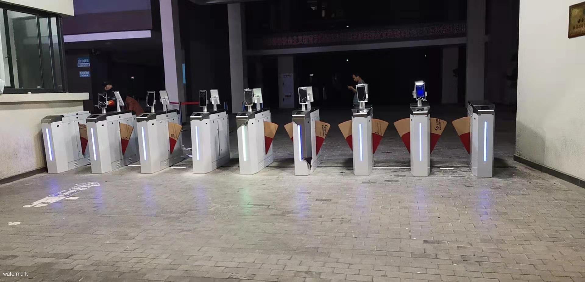 智能門禁閘機為校園生活帶來哪些便利