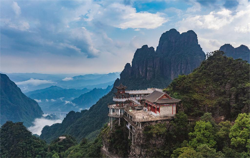 景區(qū)出入口掃二維碼票務(wù)系統(tǒng)閘機詳細(xì)介紹