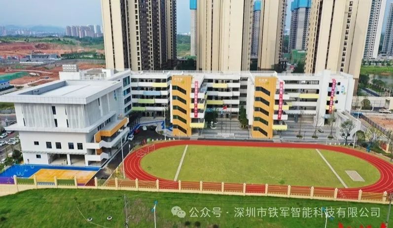 鐵軍閘機(jī)進(jìn)校園，站好公共場(chǎng)所安全第一道崗！