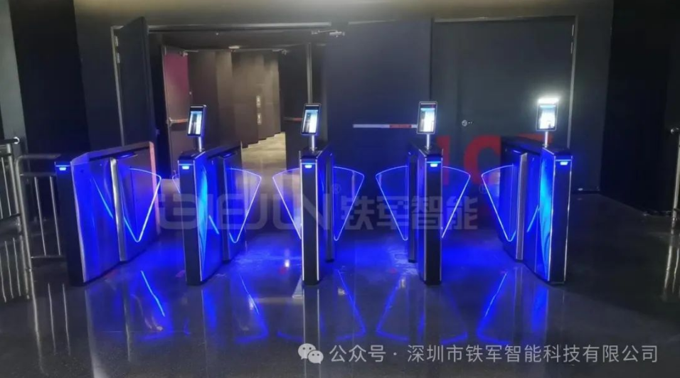 譚校長(zhǎng)蘇州“十方人間歌”演唱會(huì)將啟用鐵軍智能票務(wù)閘機(jī)！