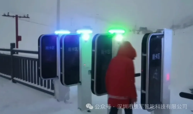 滑雪場人行通道檢票閘機(jī)的特點(diǎn)介紹