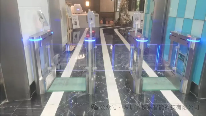 小區(qū)門口安裝人臉識(shí)別通行閘機(jī)給業(yè)主帶來了哪些便利？